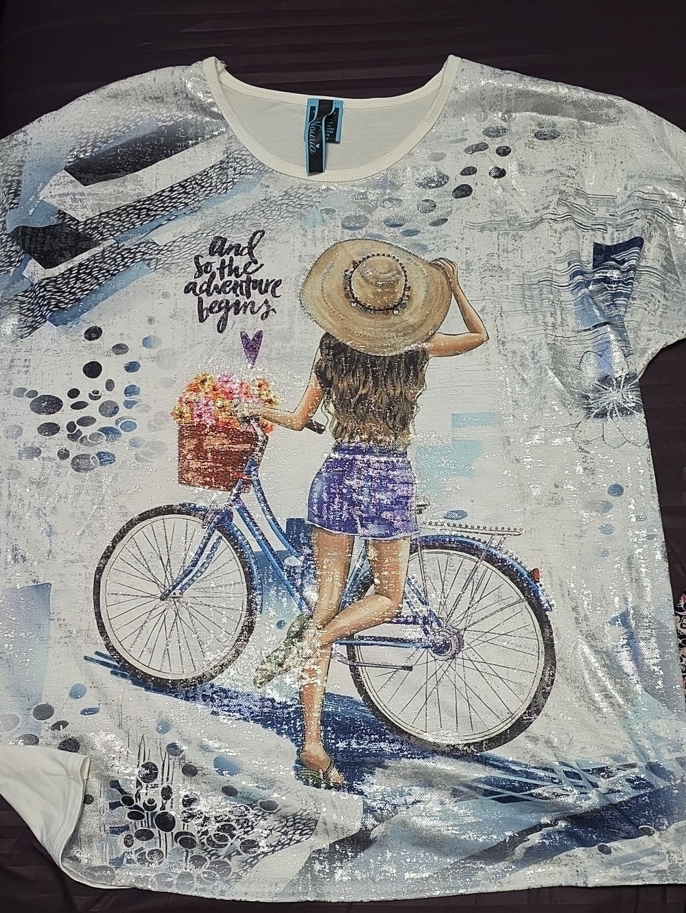Women’s Scenic Graphic Short Sleeve Tee - White/Blue